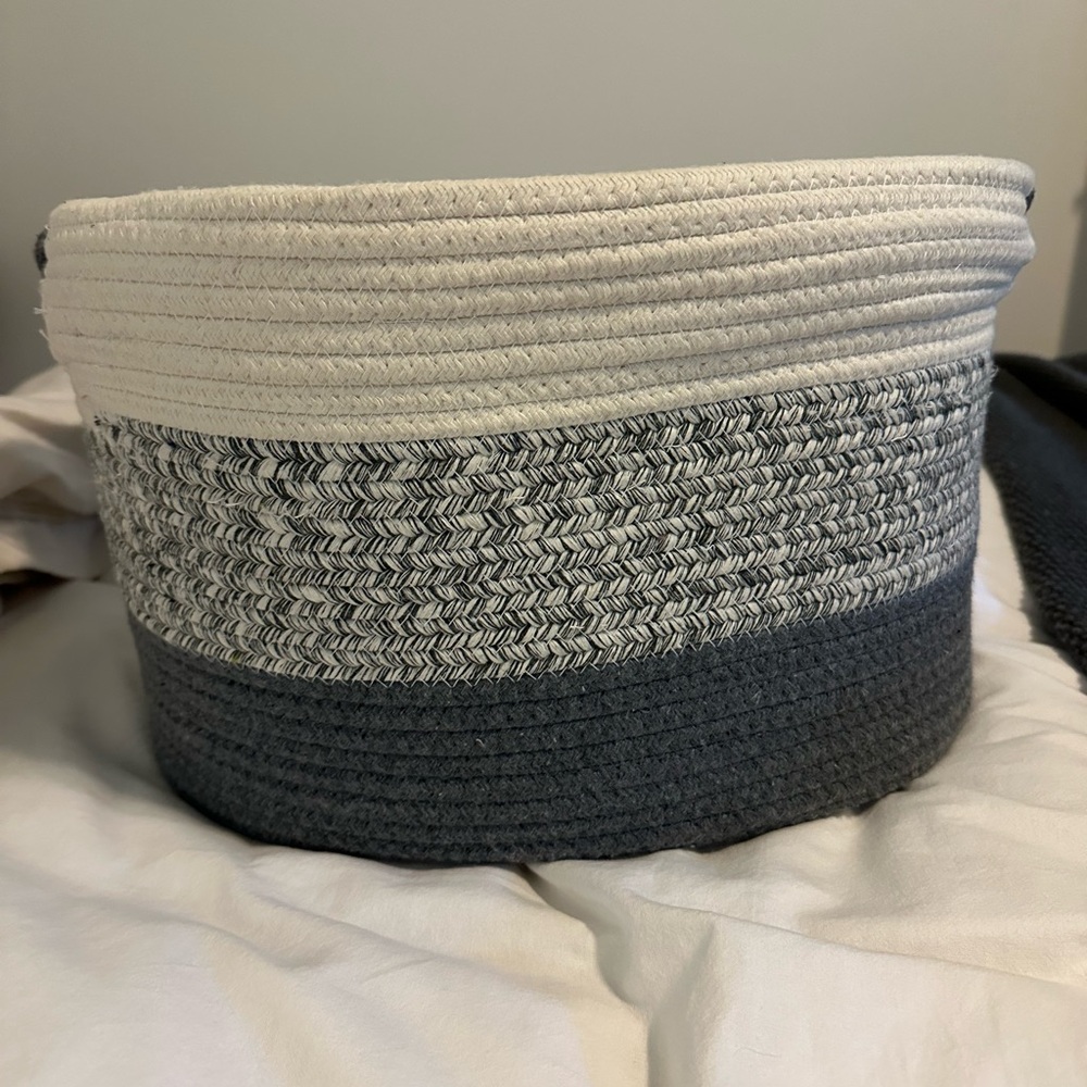 HERITAGE LIVING | Gray Tones Woven Storage Basket